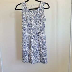 Floral Blue and White Sleeveless Dress